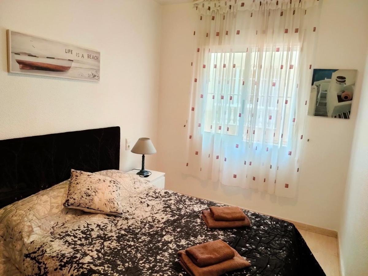 Casas Holiday - Playa Del Cura 托雷维耶哈 外观 照片