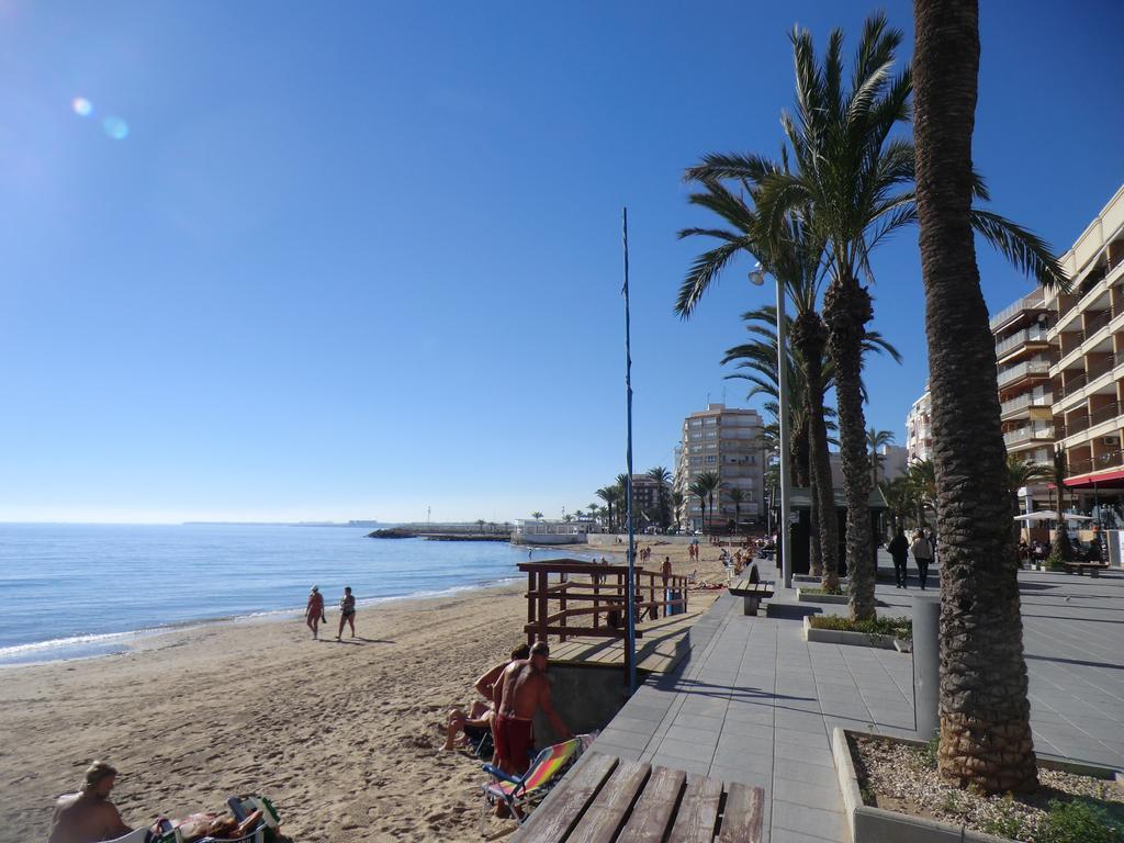 Casas Holiday - Playa Del Cura 托雷维耶哈 外观 照片