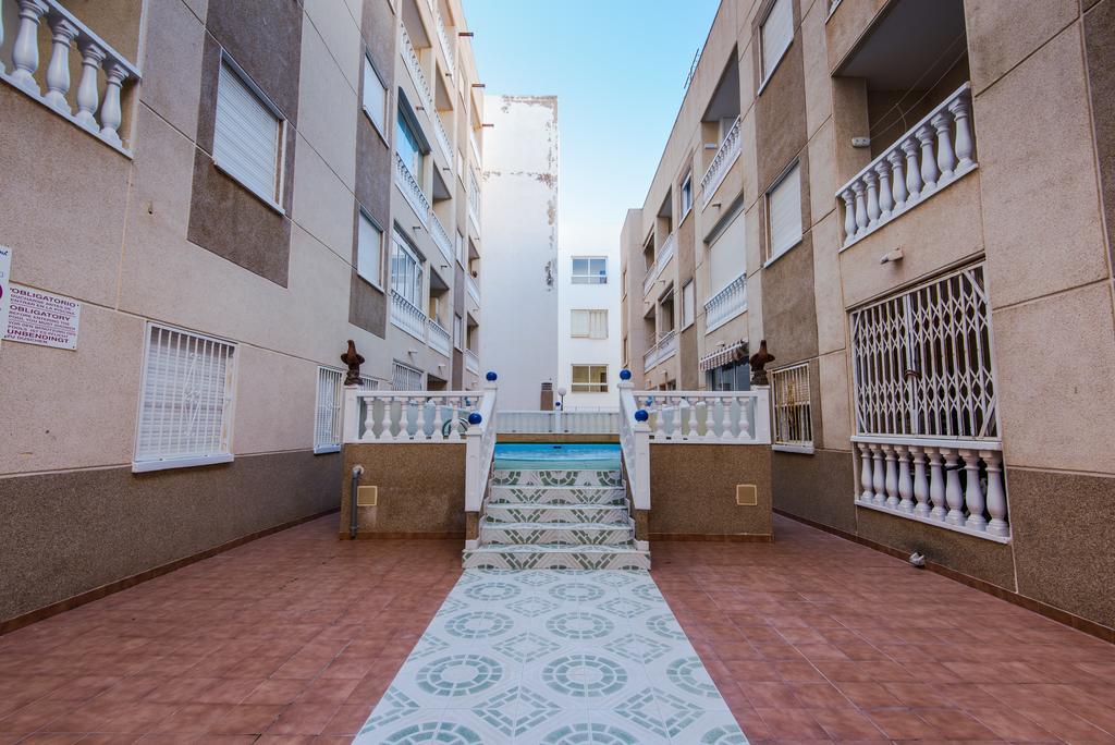 Casas Holiday - Playa Del Cura 托雷维耶哈 外观 照片